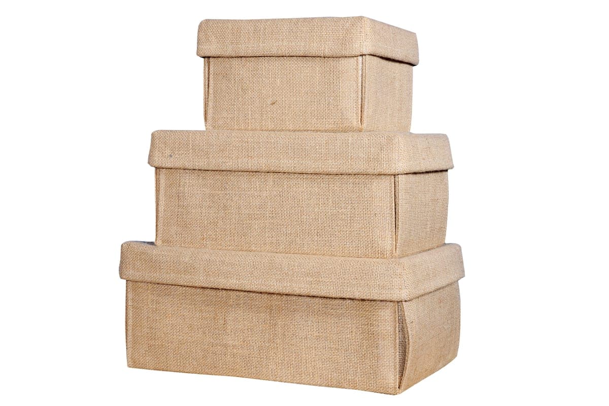 Set of three natural jute boxes with lids